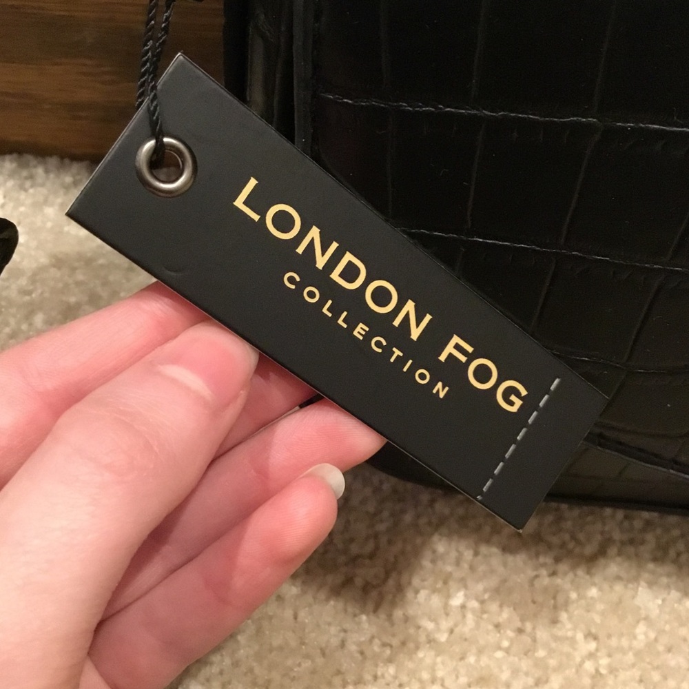London Fog Faux Leather Shoulder Purse - Picture 5 of 13